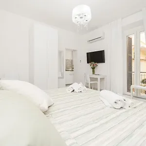 Apartment White Flat Termini, Rom