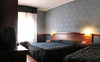 Raeli Hotel Floridia Roma 3*,