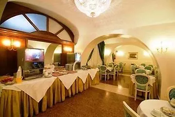 Raeli Hotel Floridia Roma İtalya