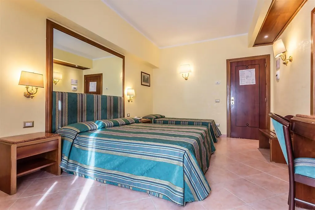 Raeli Hotel Floridia Roma 3*,  İtalya