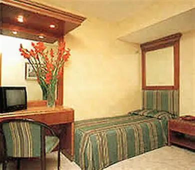 Raeli Hotel Floridia Roma